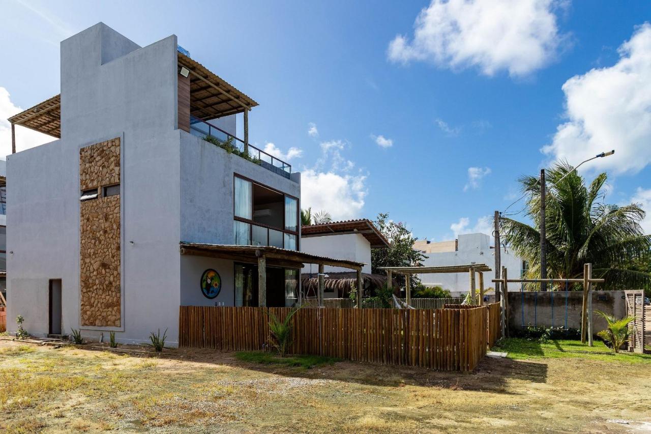 Luxo Pé na Areia na Rota Milagres - Triplex Manati - B&B