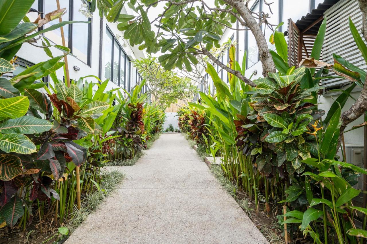 Serene and Tranquil Loft by GORO - Bed and Breakfast Canggu