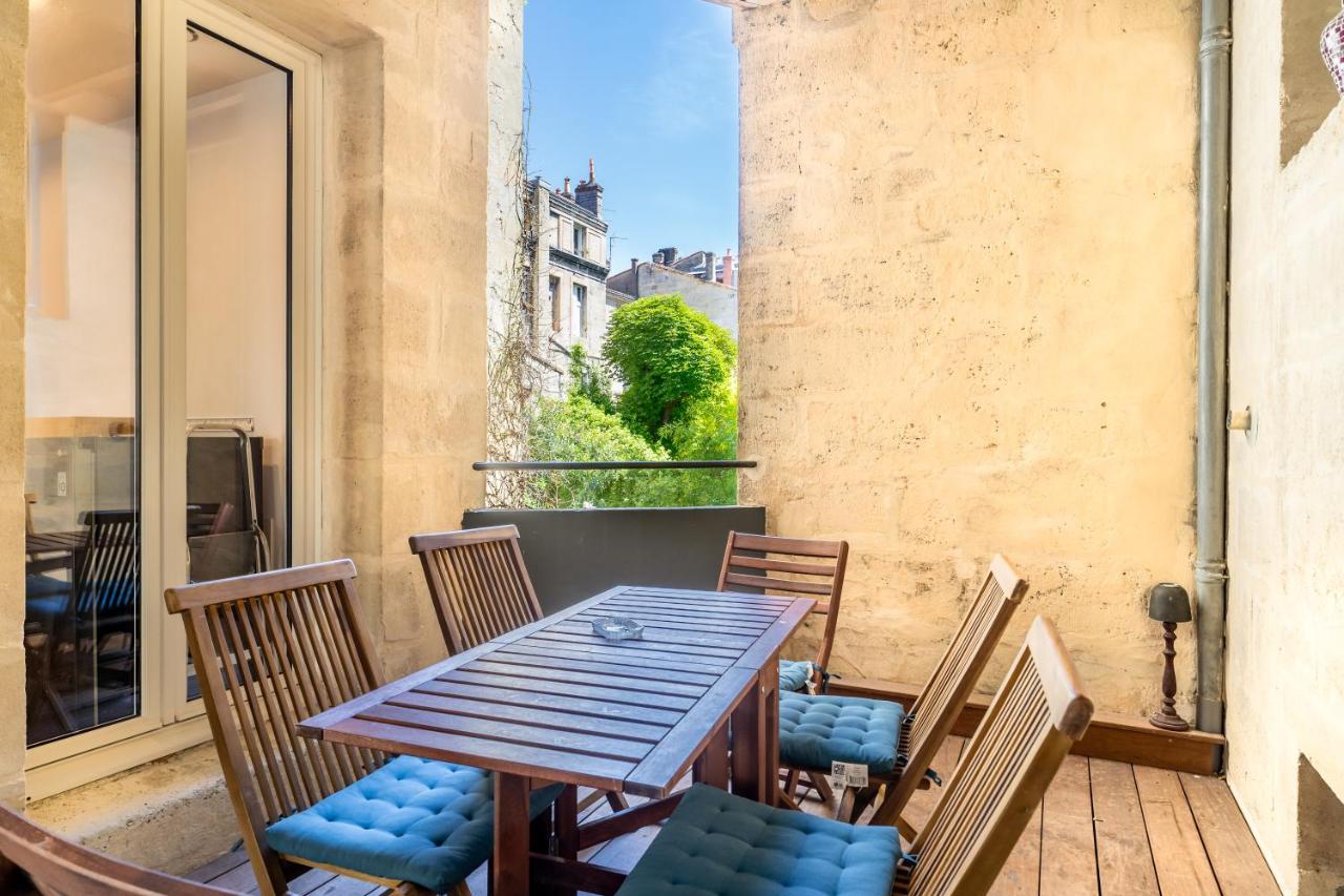 Appartement aux Portes du Jardin Public - B&B