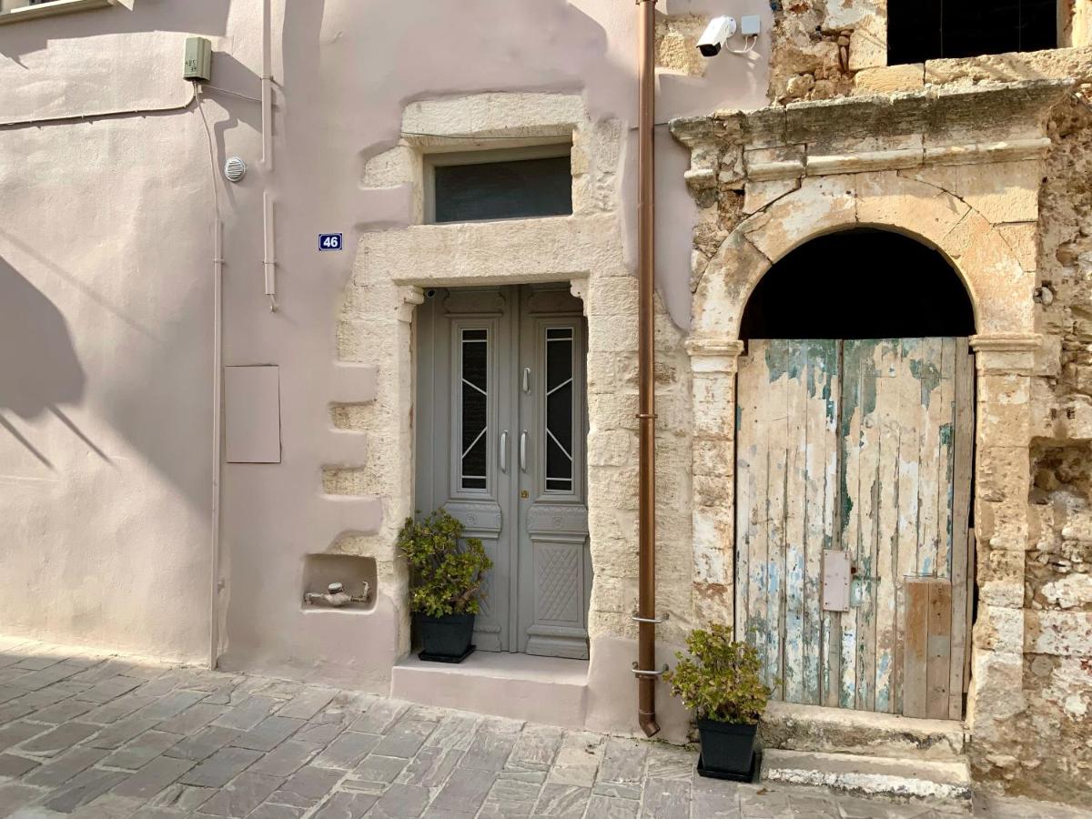 Kazalakis Chania Harbor Roof top retreat - B&B Chionato