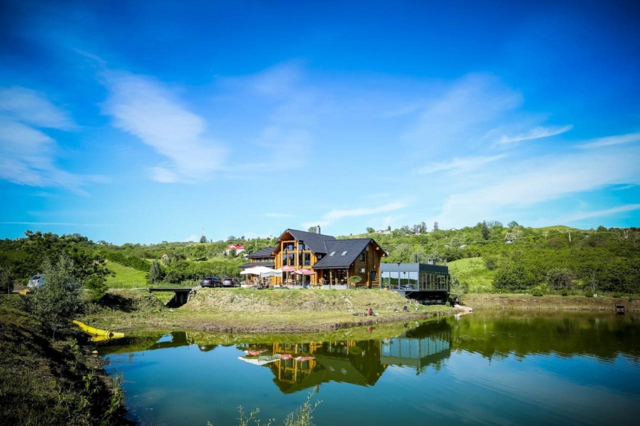 Mountain Lake JBS - B&B