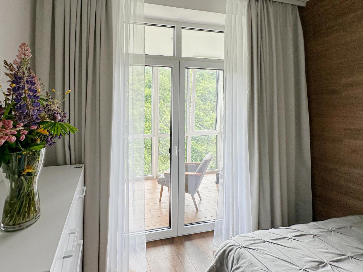 Studio mit Bergblick