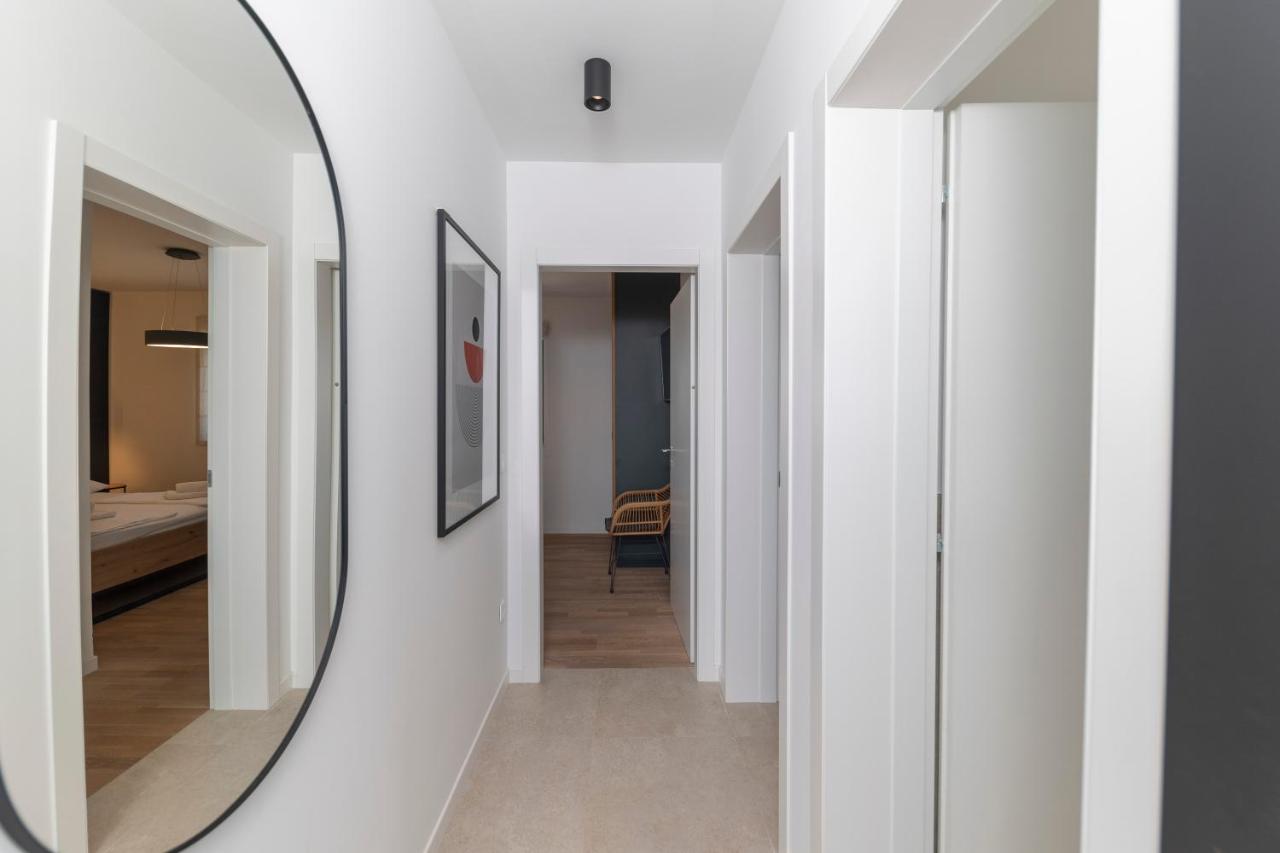 Aqua Blue by Belmont Realty - B&B