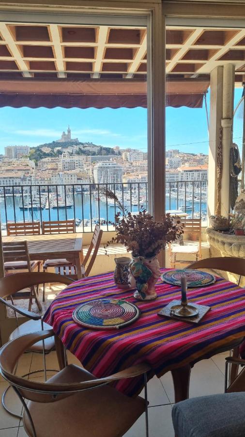 Grand T2 surplombant le Vieux Port Marseille - B&B Marsella