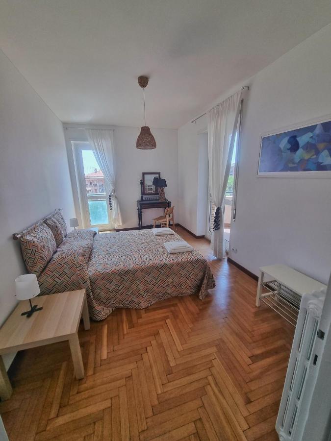 Appartamento con 2 Camere da Letto e Balcone