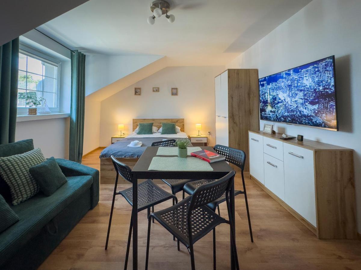 Vierbettzimmer mit Bad