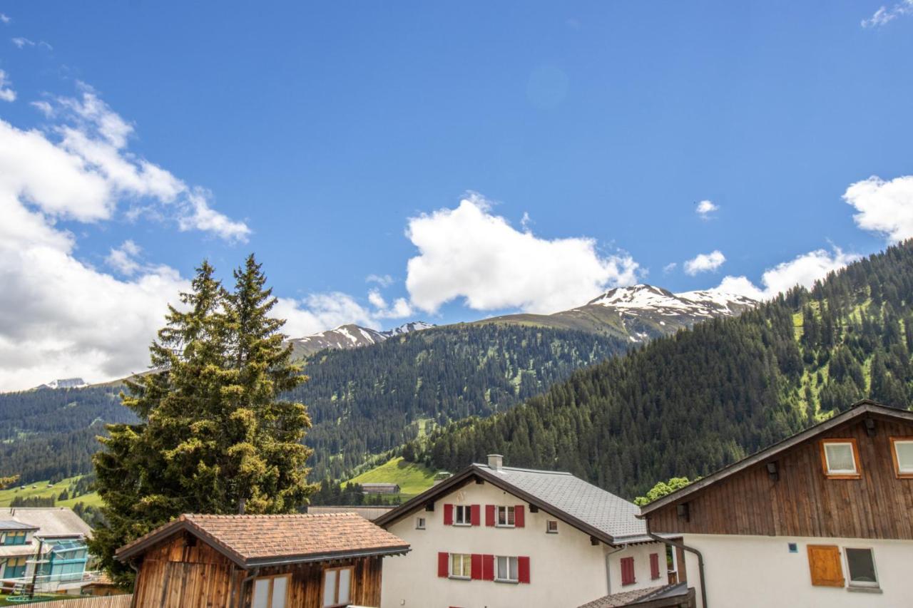 Casa La Roda, Via da Scola 2 - B&B Sedrun