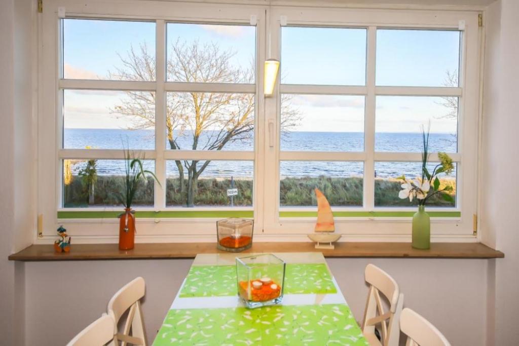 Ferienwohnung Kutter Haus Duckdalben - B&B Haffkrug