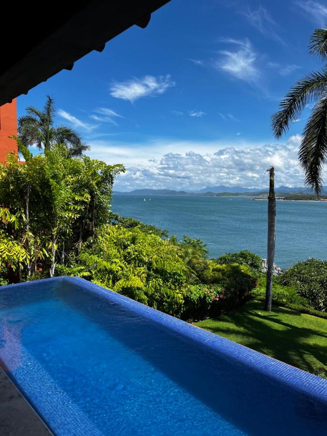 Spectacular Punta Ixtapa - B&B