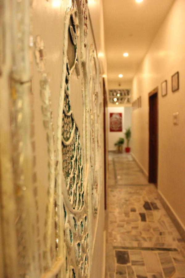 The Nandi International Boutique Stay - B&B Varanasi