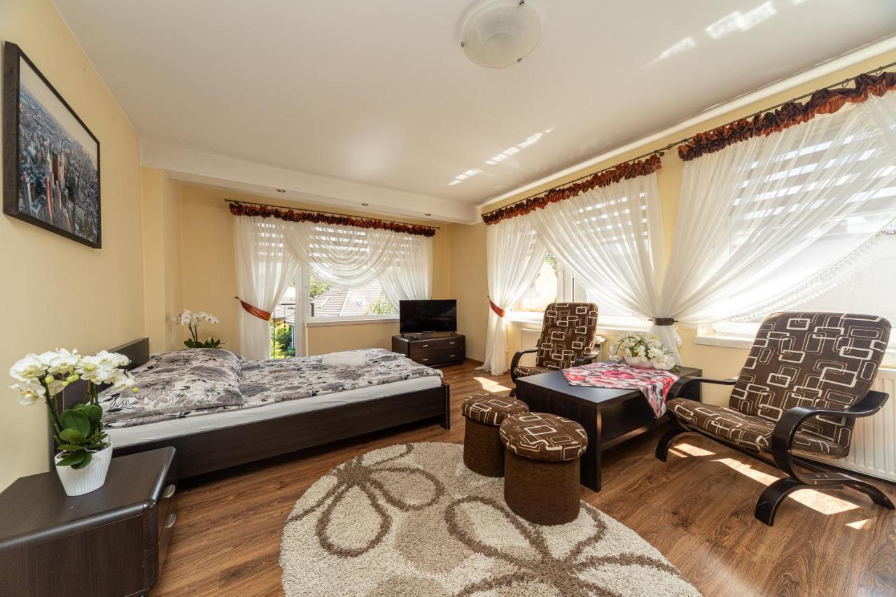 Apartament WYPOSAŻONE MIESZKANIE Pobierowo nad morzem - Chambres d’hôtes