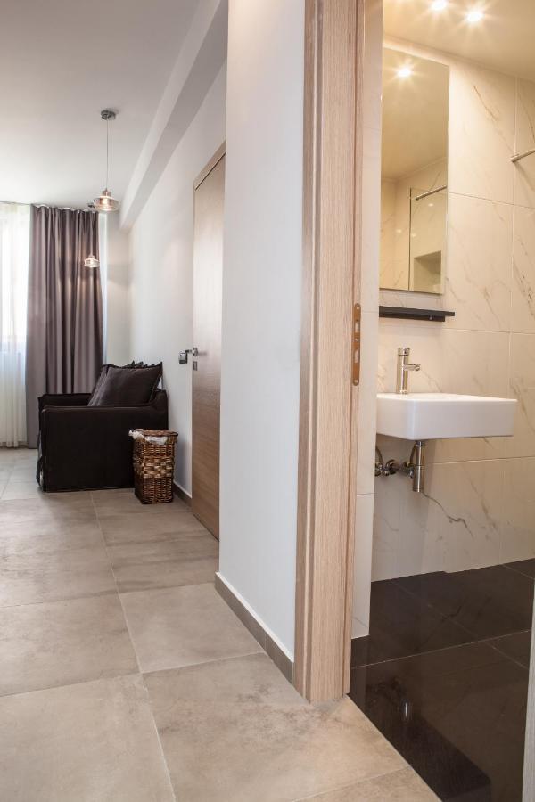 One-Bedroom Apartment (2 Adults + 2 Children) Ground Floor