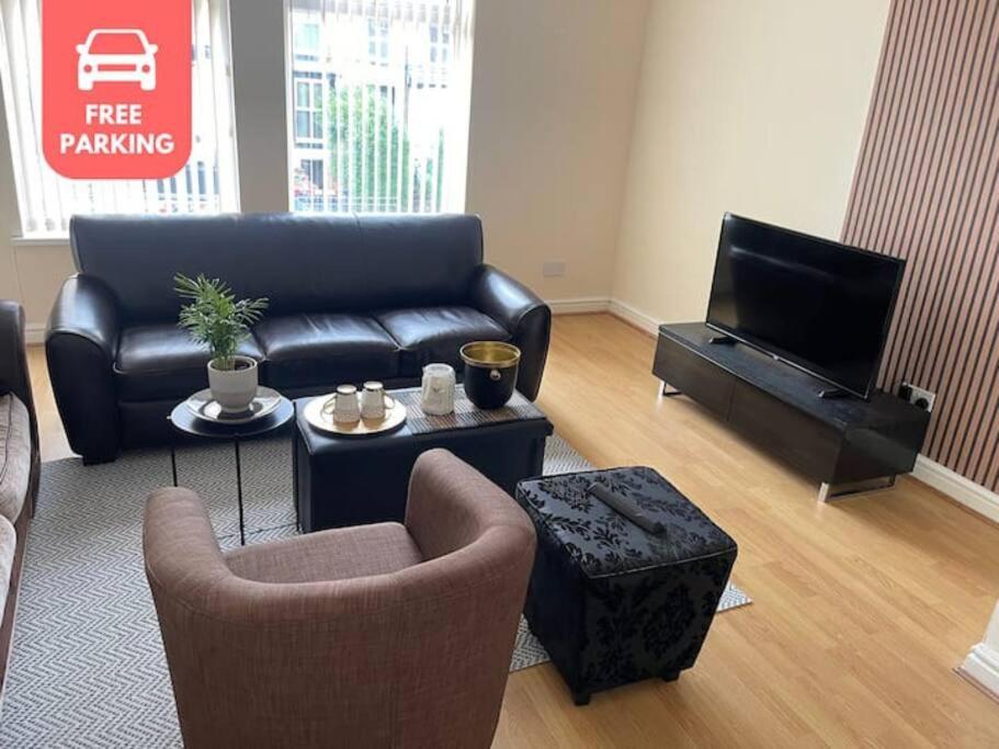 Stylish Large 3 Bedroom Apartment in Manchester - Chambres d’hôtes