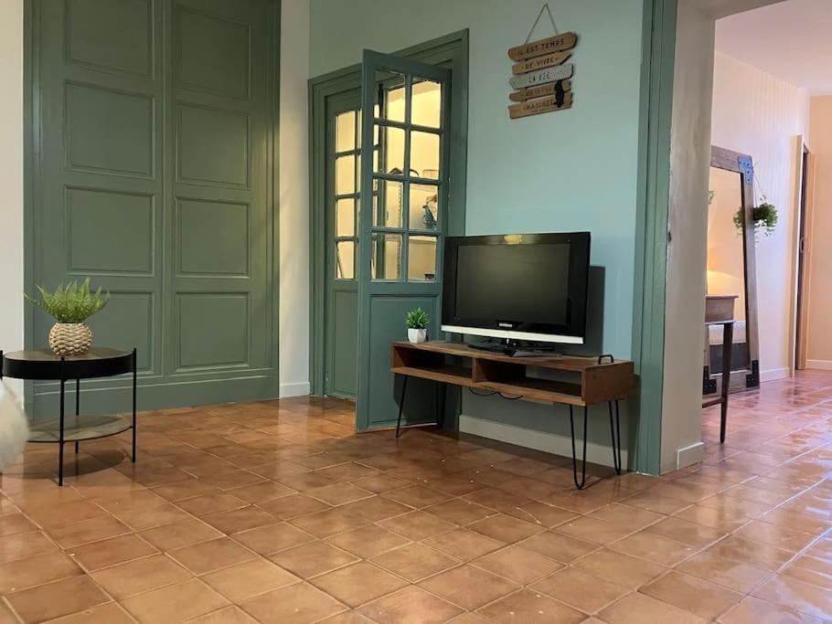 Le Petit Château de Castries - B&B Castries