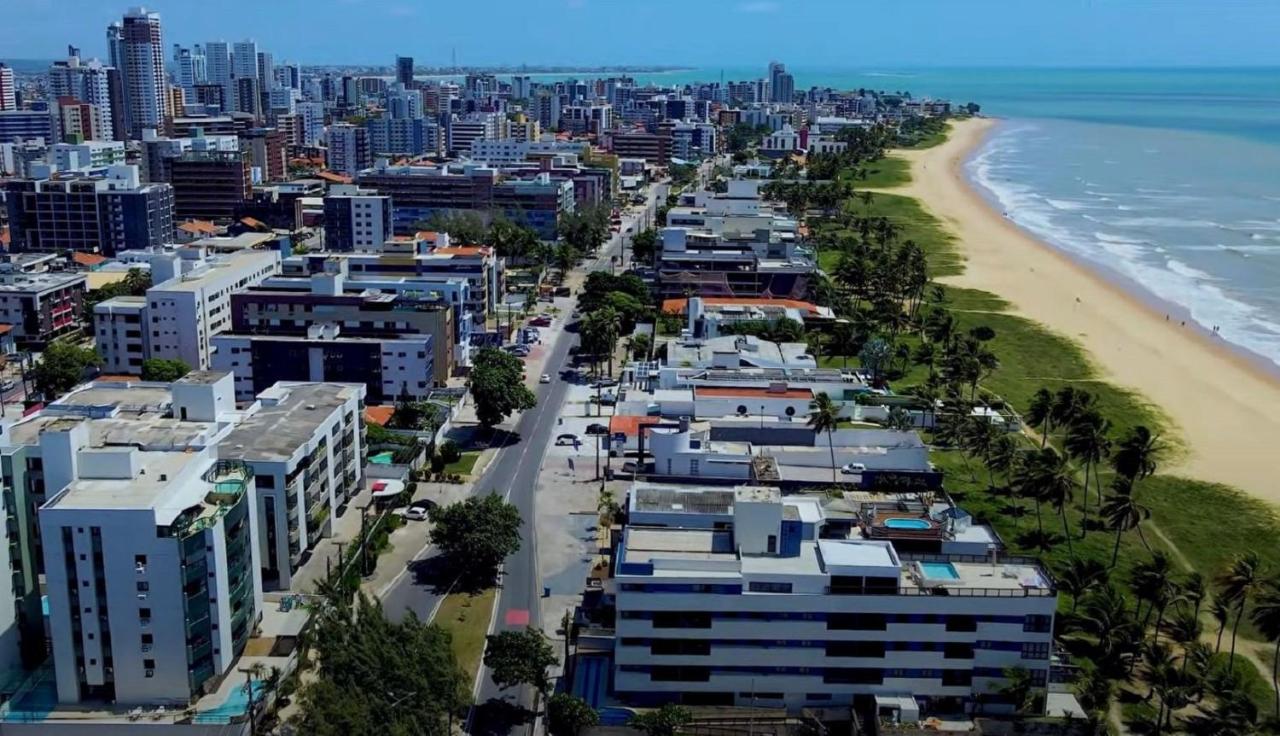 Flat 50m da Praia com Varanda e Vista Mar - B&B