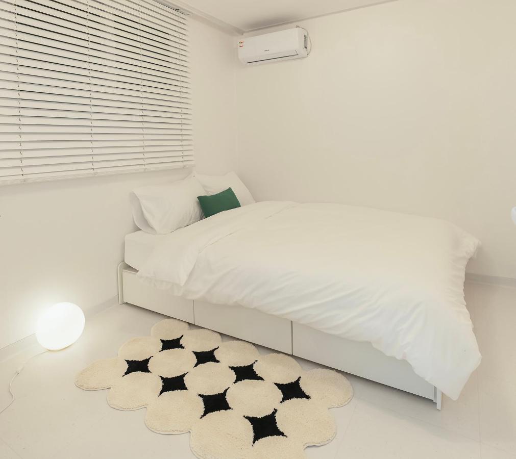 Two-Bedroom Deluxe Apartment