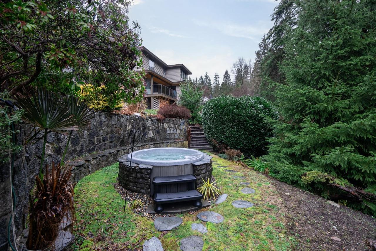 North Vancouver Lynn Valley Two Bedrooms Suite - Ferienwohnung