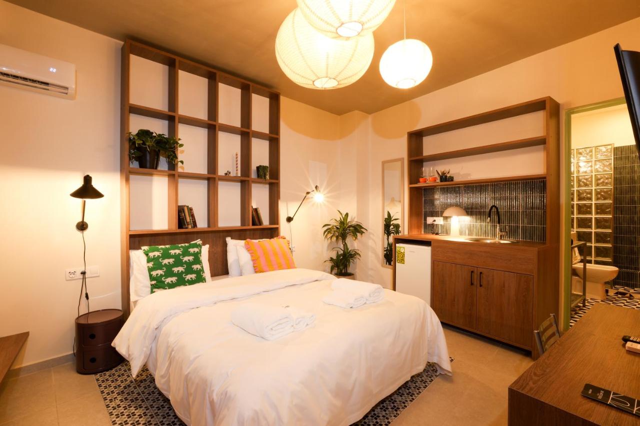  Interior Cozy Double Room