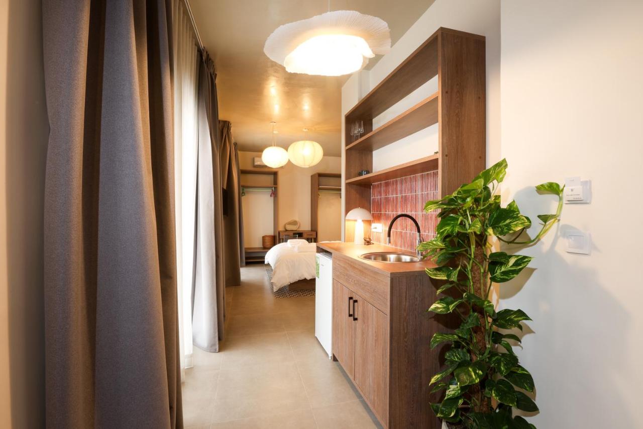 Urban Suite with Balcony