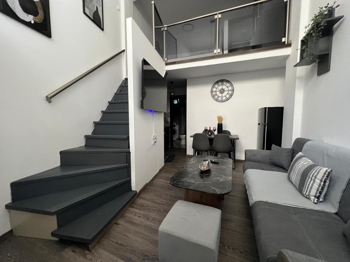 Elegant Loft 1 - Ferienwohnung