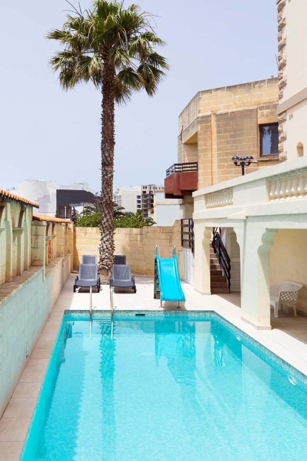 Villa in St Julian's with Private Pool by Arco Collection - Ferienwohnung St. Julian's