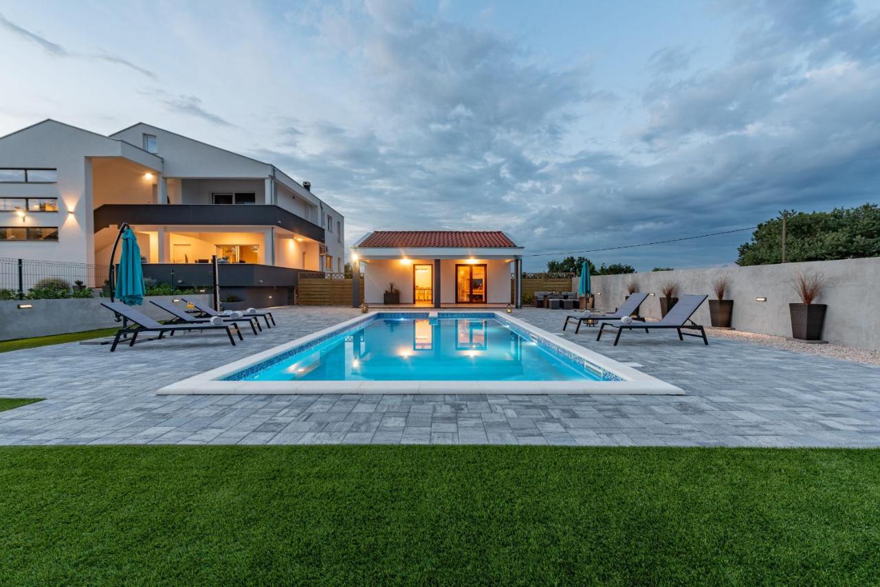 Villa Zeleni gaj ZadarVillas - Ferienwohnung Donje Raštane