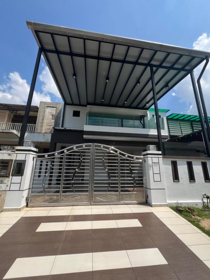 Iskandar Puteri Nusa Idaman - Jc Homestay - B&B Johor Bahru