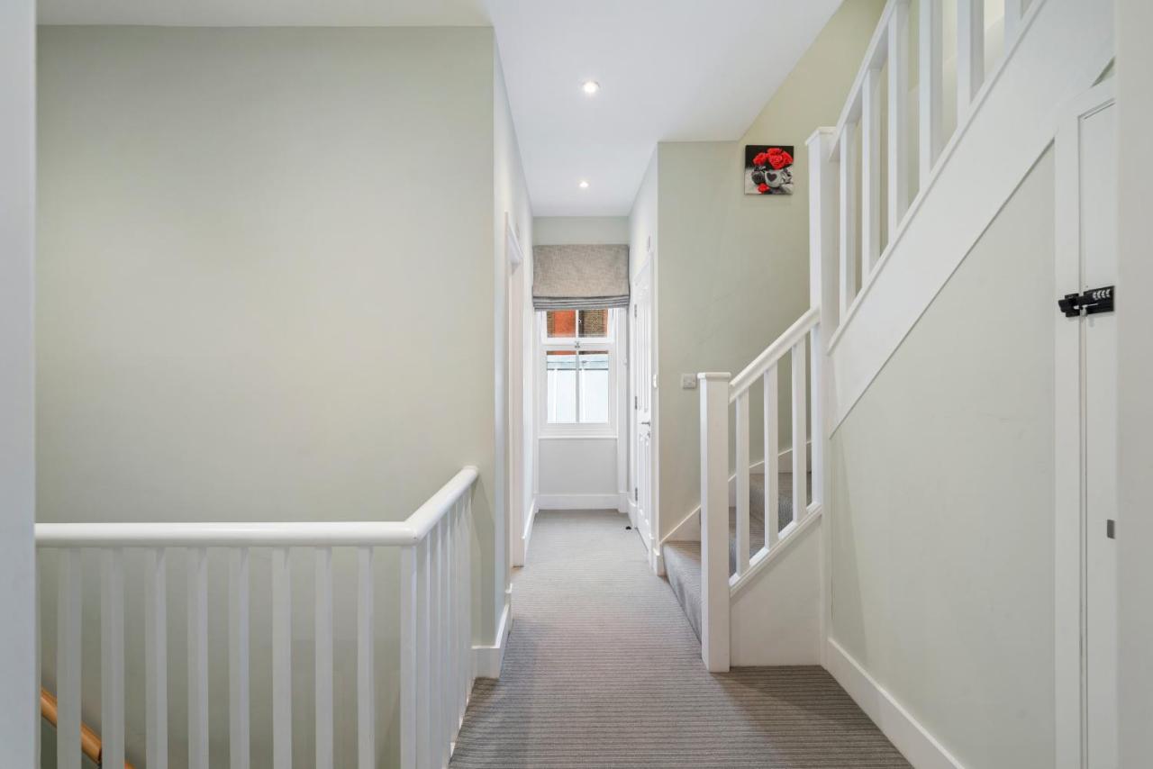 Chic 2 Bed Maisonette in Mayfair 32A - B&B