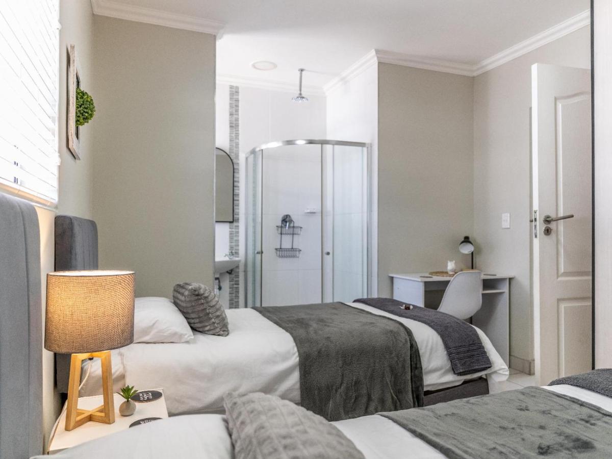 Two-Bedroom Deluxe Apartment