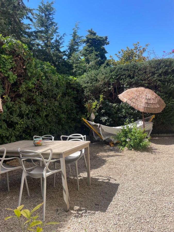Bel appartement Cap d Antibes avec terrasses et jardins - B&B