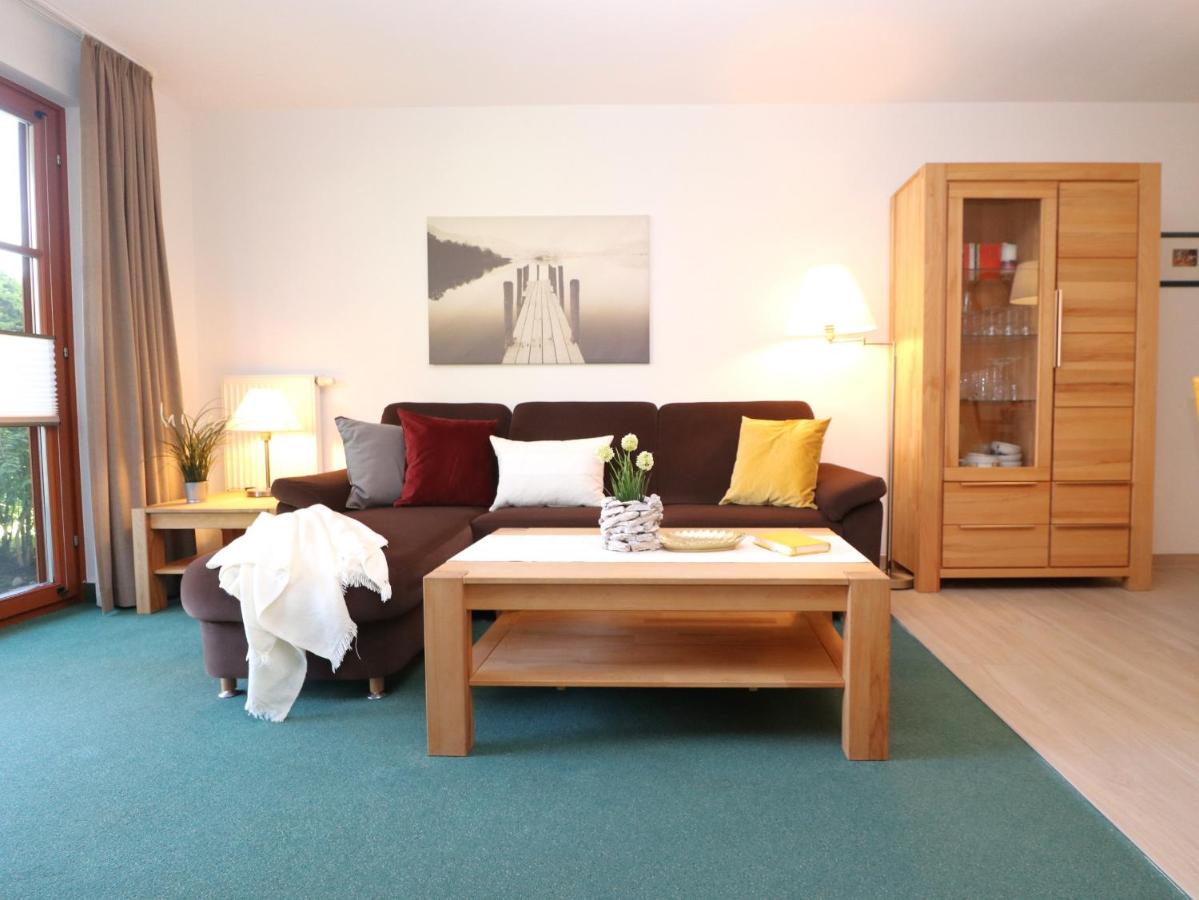 Oewern Diek App 02 - Ferienwohnung Wustrow