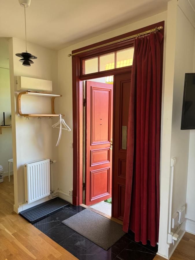 Björnnästet med havsutsikt innanför murarna - B&B Visby