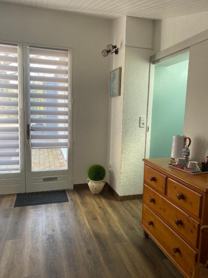 Queen Room with Garden View