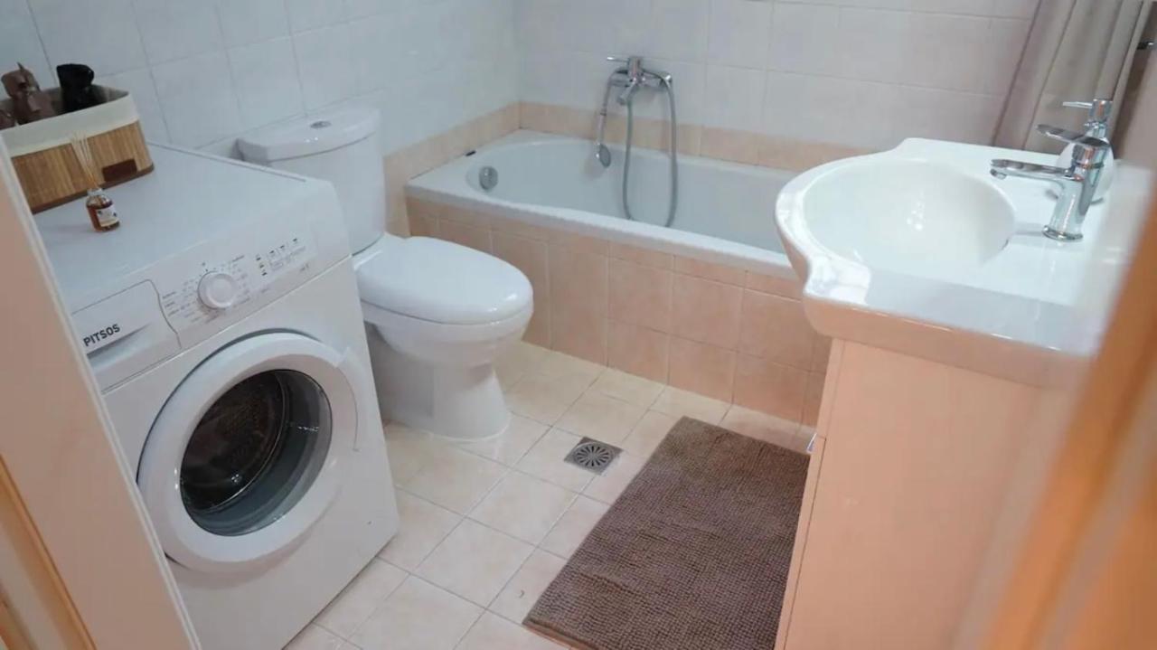 Bougainvillea Apartments - B&B Napoli di Romania