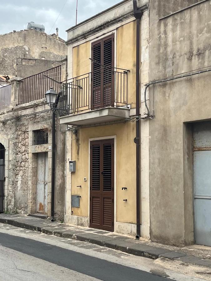 Casa Vacanze Letizia - Bed and Breakfast