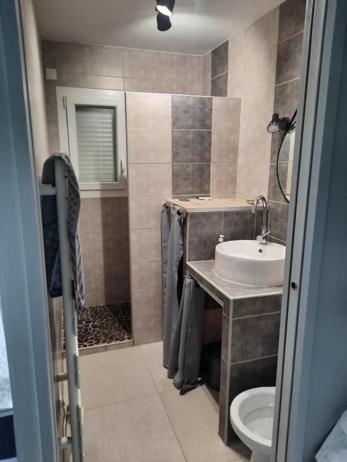 Studio Saint Montan Ardèche - B&B