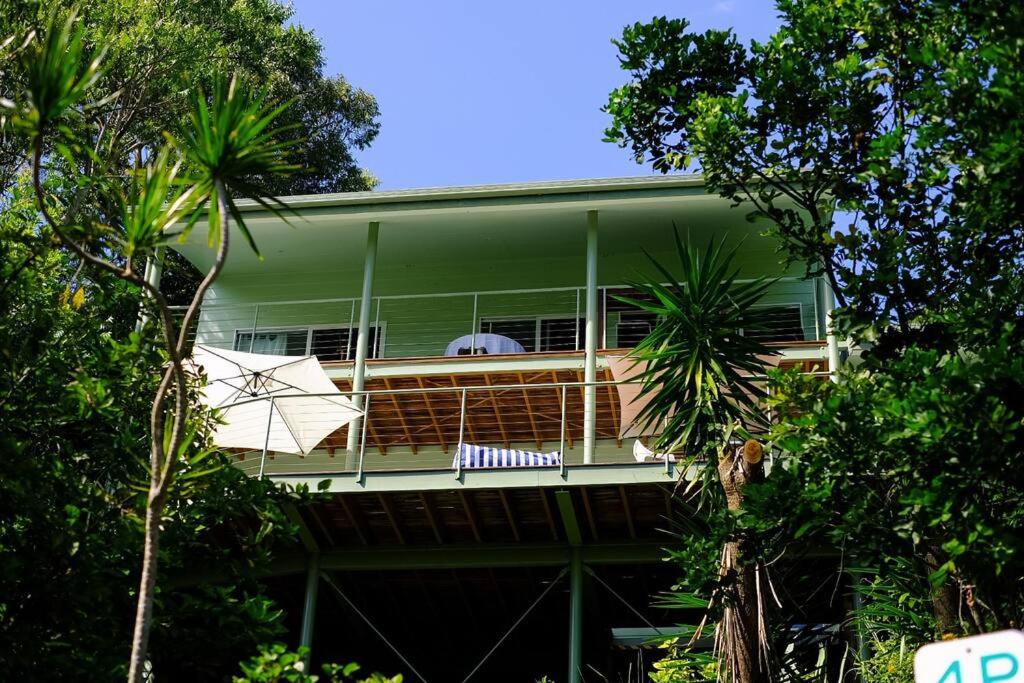 Wategos Beach Shack - B&B