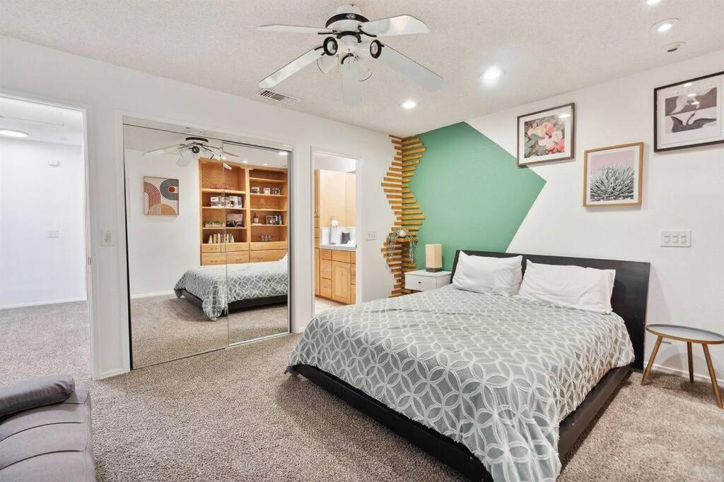 Spacious 4BR Pool Home Ensuite Baths Self CheckIn Fast WiFi WD - B&B