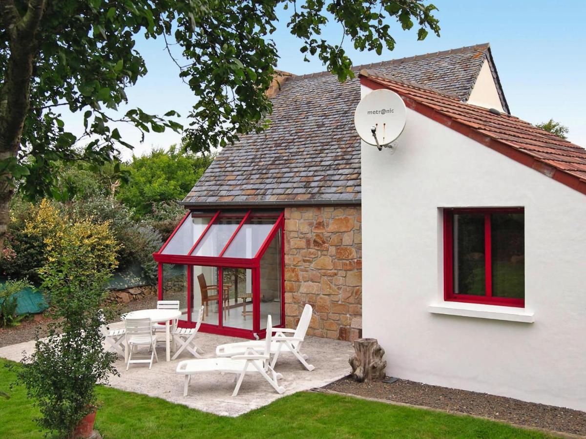 Holiday home on the Rosa Granite Coast-formerly TUI Ferienhaus - Bed and Breakfast