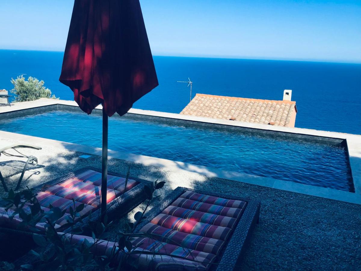 Belle Villa VUE MER EXCEPTIONNELLE PISCINE PRIVÉE 3 mn PLAGES et CALANQUES - Ferienwohnung Anthéor
