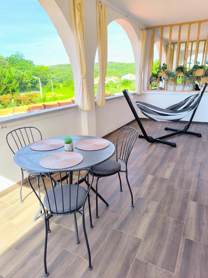 Studio with Terrace