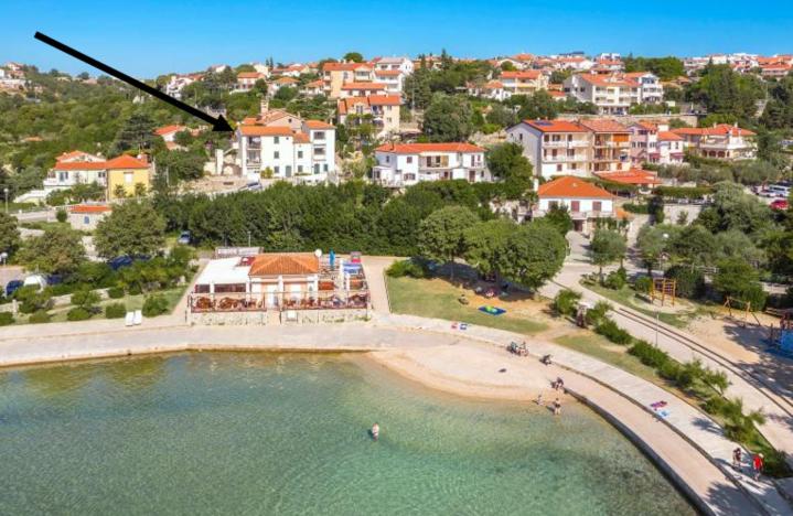 Apartment Jelka 2 - B&B Krk