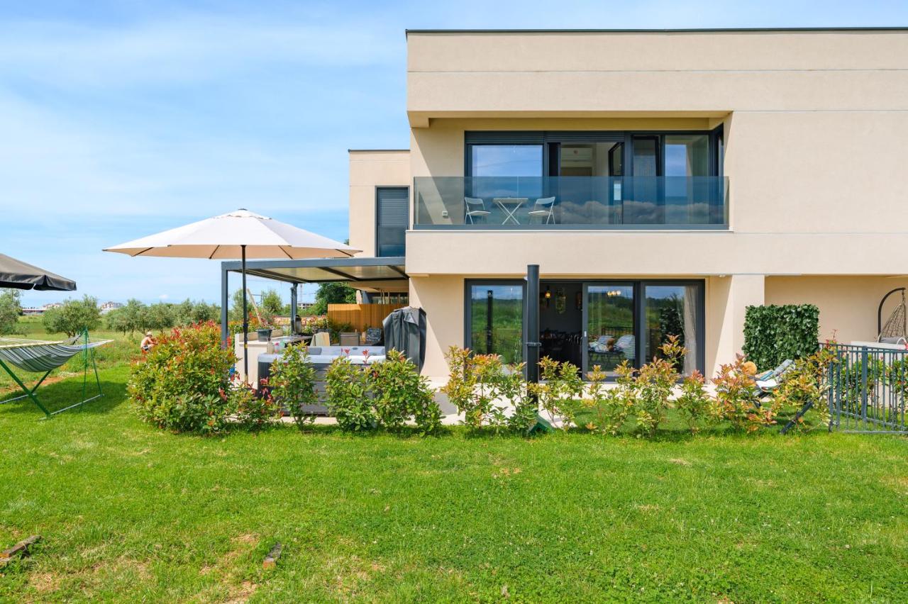 Luxury Apartments BRIGITTA with whirlpool in Umag - Ferienwohnung