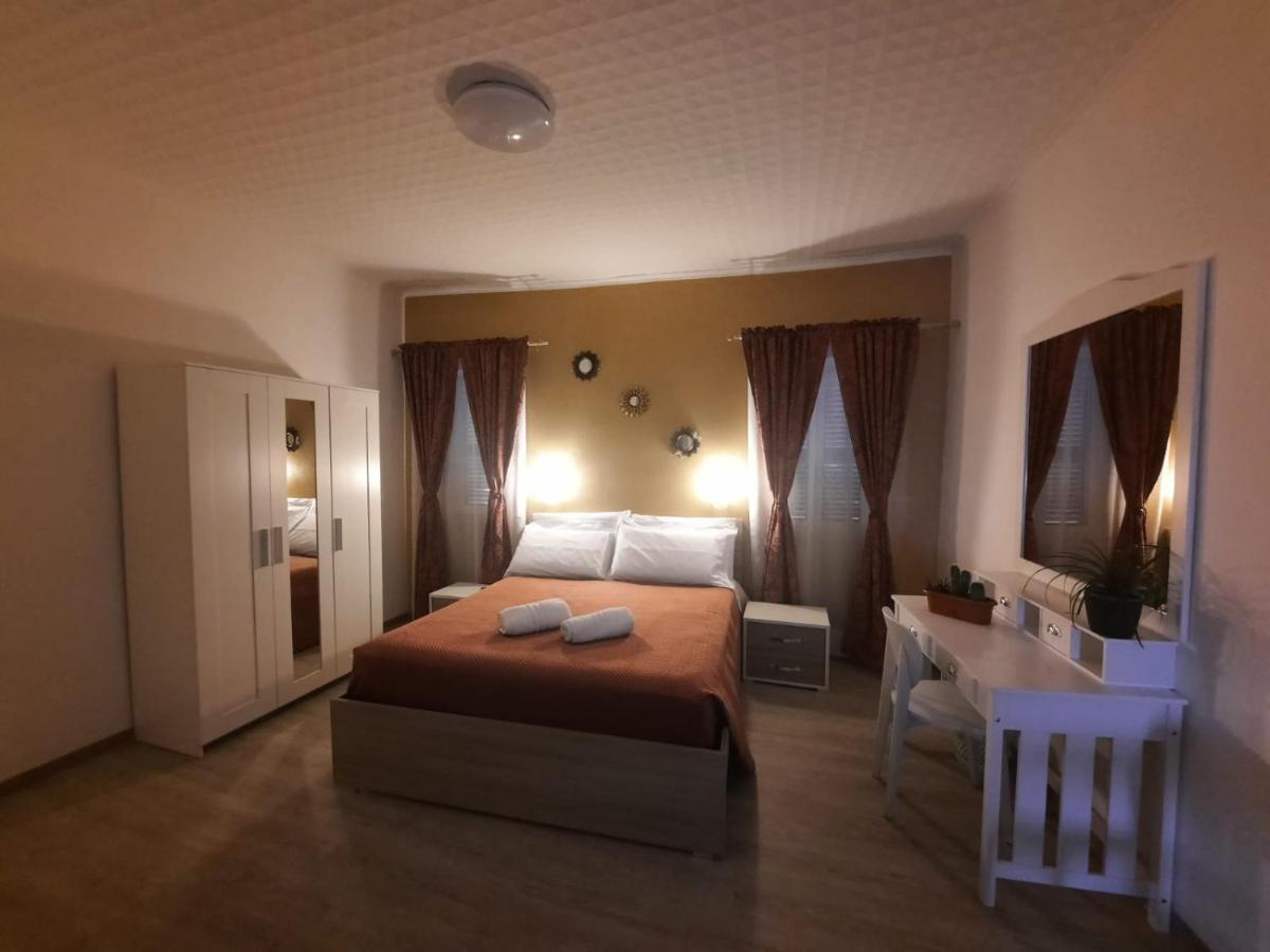 Viccinella House - B&B