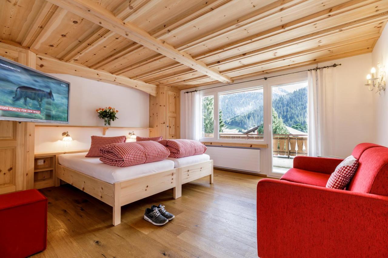 Studio Apartment with One Double Bed