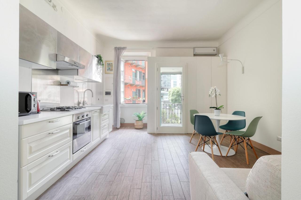 Fara 33 Cozy flat in Centrale district - B&B Milan