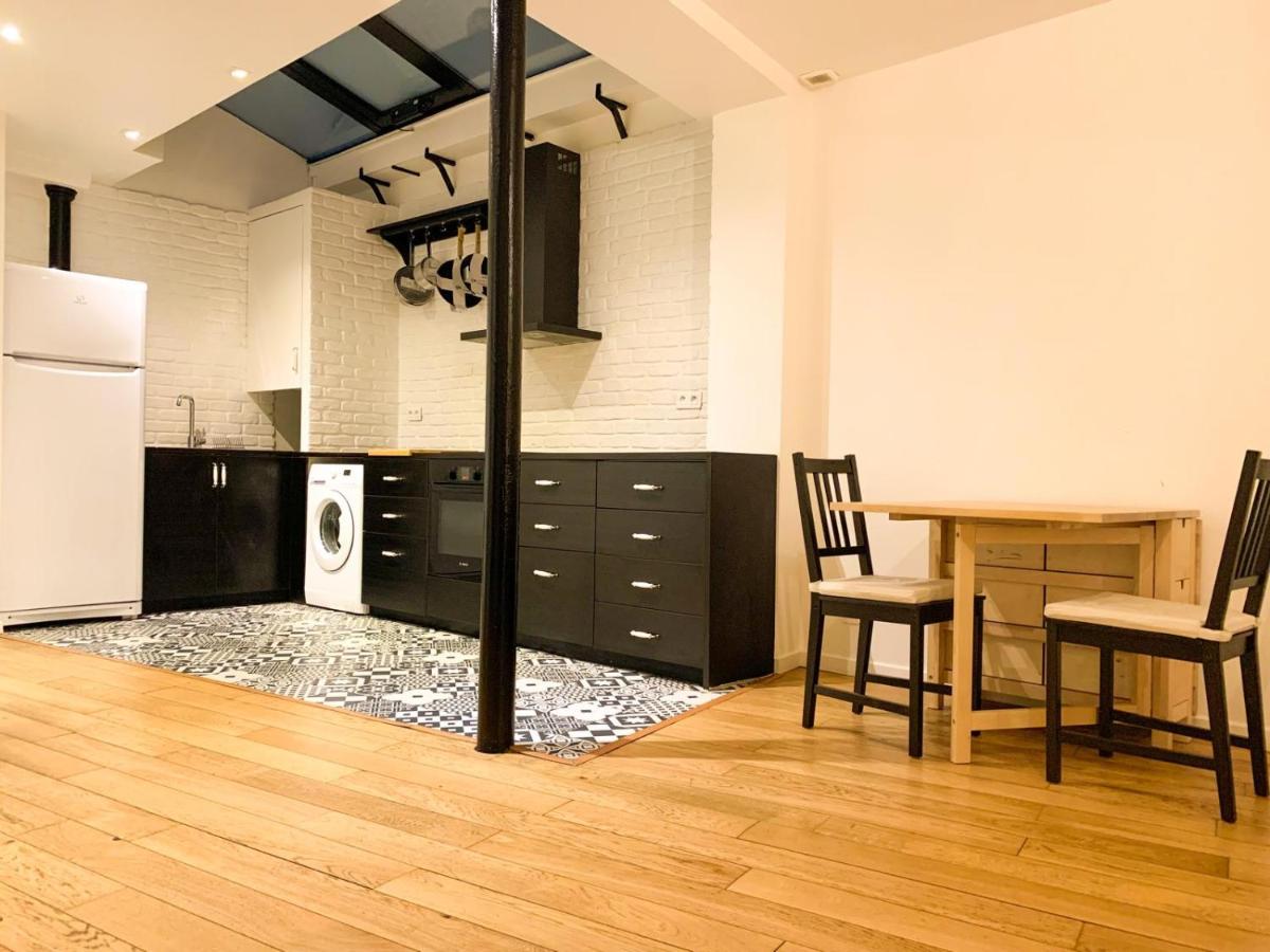 GRAND APPARTEMENT Paris 10 - B&B
