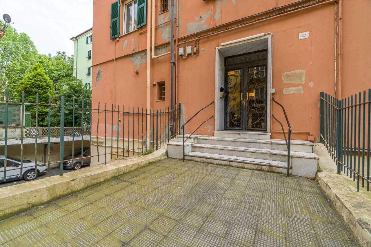 Genova Brignole Modern and Central Apartment - B&B