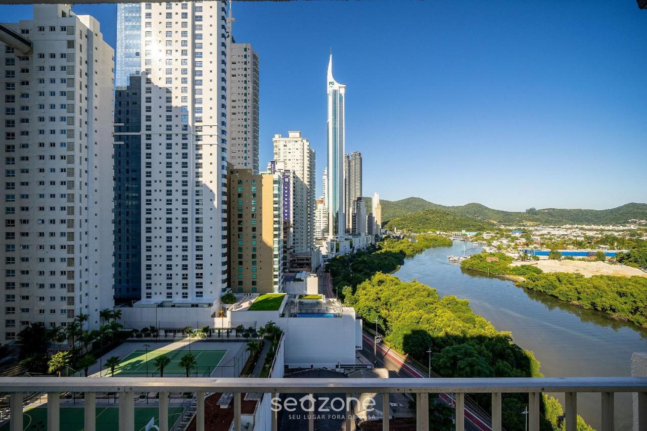 Apto 2Q 150m da praia em Balneário Camboiú ESD143 - B&B