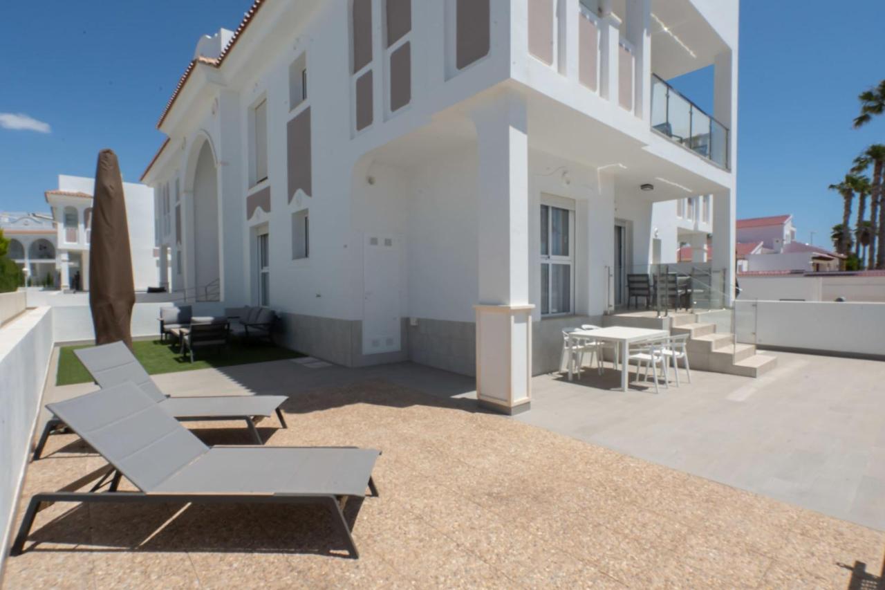 Helgafell Superior Courtyard Suite - Chambres d’hôtes